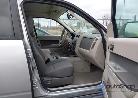 2010 Ford Escape Xlt из США, поврежденный, VIN 1FMCU0DG5AKA52878